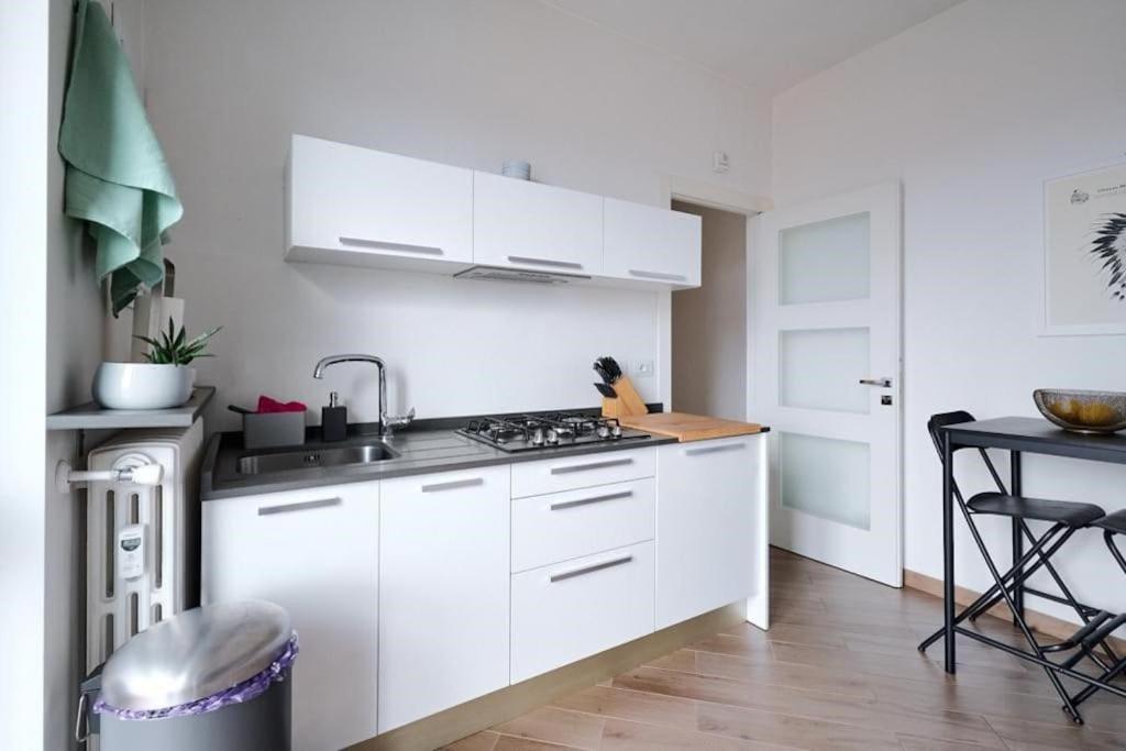 Lux 180Sqm Flat - Entire Last Floor Milano Eksteriør bilde
