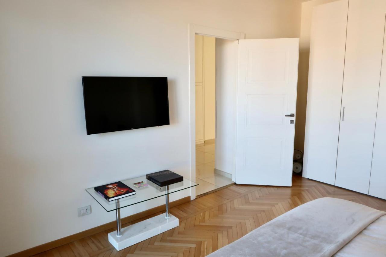 Lux 180Sqm Flat - Entire Last Floor Milano Eksteriør bilde
