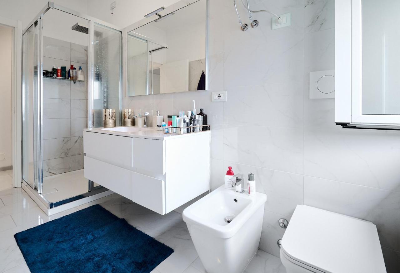 Lux 180Sqm Flat - Entire Last Floor Milano Eksteriør bilde